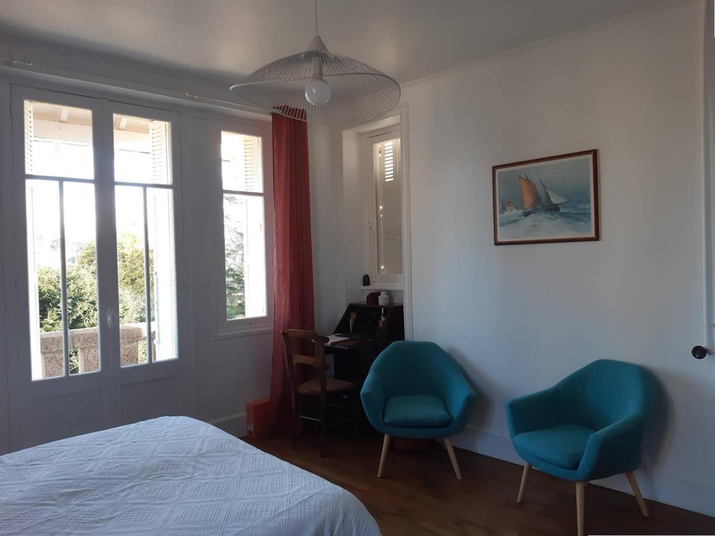 Villa Belle En Granit Rose Vue Sur à - Réf 943 Perros-Guirec