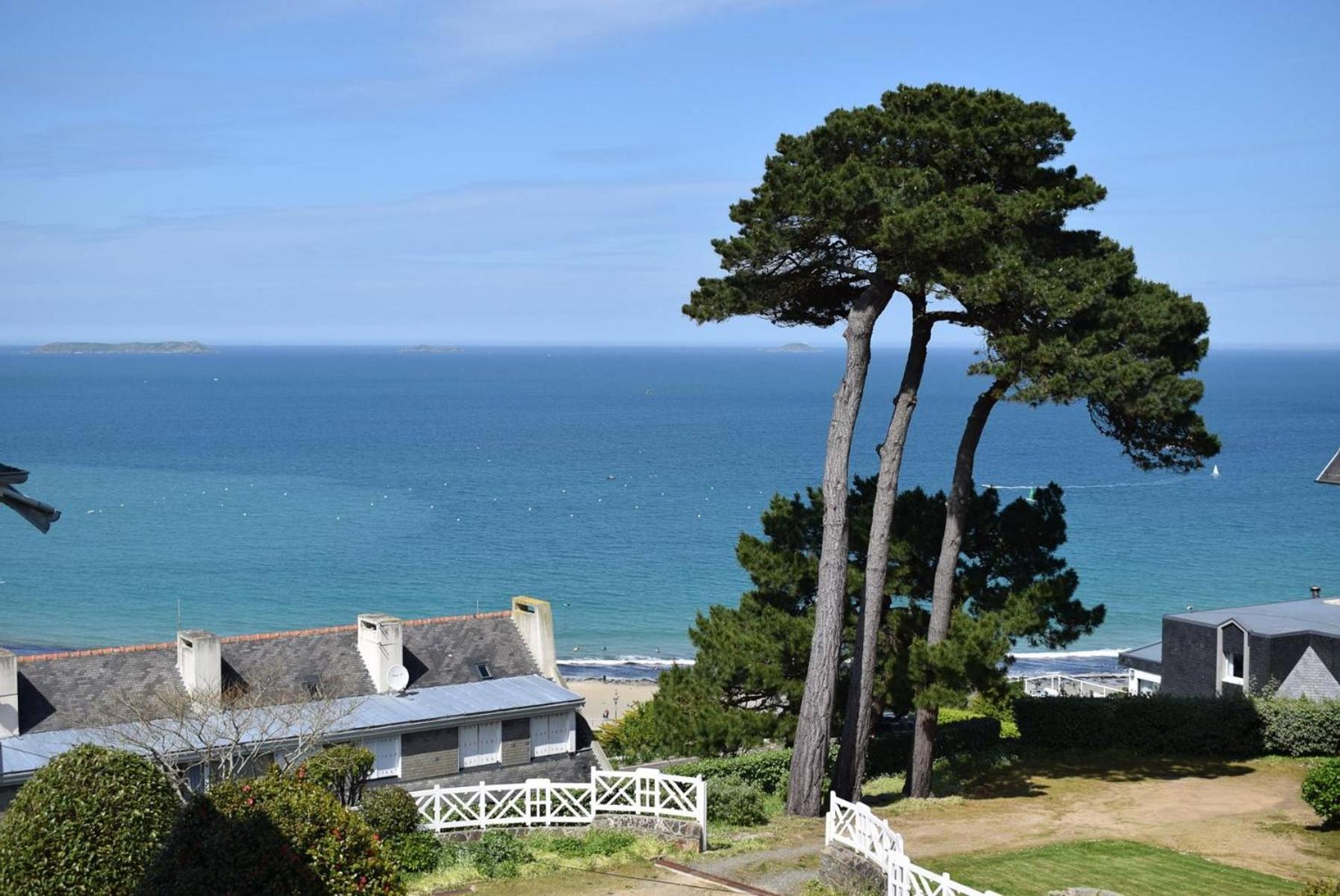 Belle En Granit Rose Vue Sur à - Réf 943 Villa Perros-Guirec